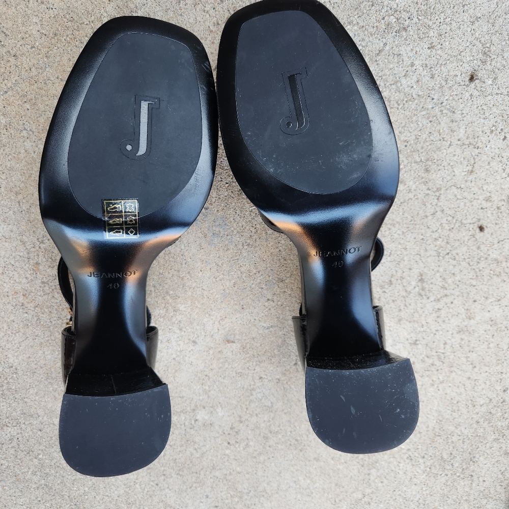 Jeannot Shoes - Picture 10 of 12